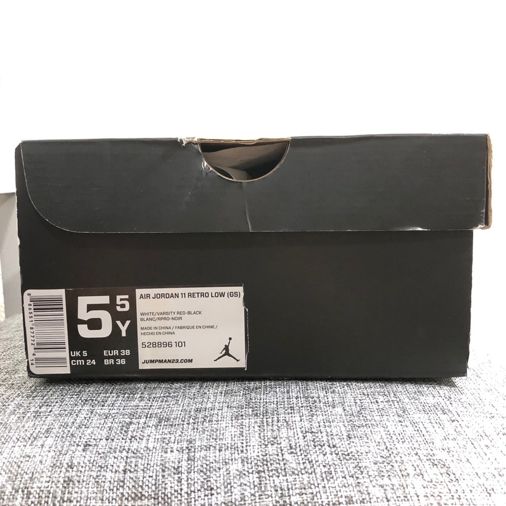 Jordan 11 Retro Low White Red (2012) Size:5y - Picture 7 of 7